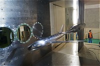 マッハ1.4の風洞設備